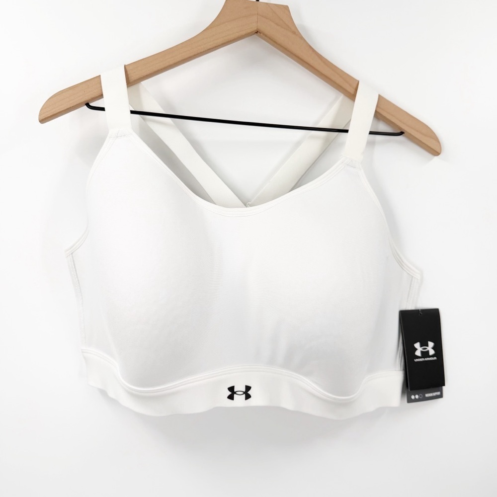 Under Armour Medium Support Fitted Sports Bra